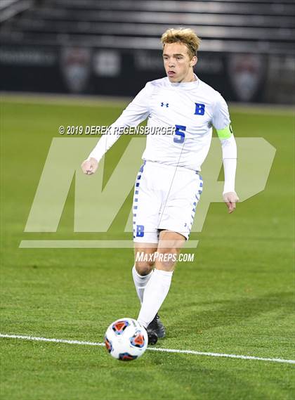 Thumbnail 1 in Regis Jesuit vs Broomfield (CHSAA 5A Final)  photogallery.
