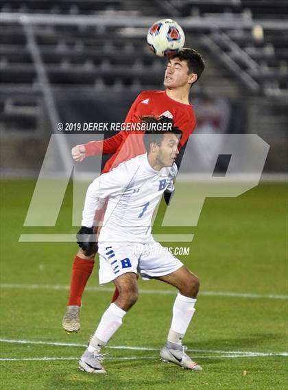 Thumbnail 3 in Regis Jesuit vs Broomfield (CHSAA 5A Final)  photogallery.