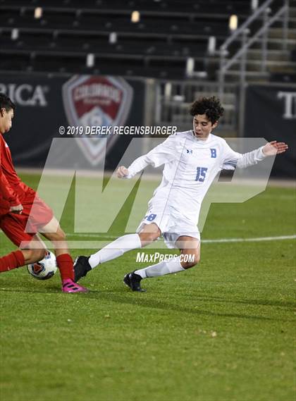 Thumbnail 2 in Regis Jesuit vs Broomfield (CHSAA 5A Final)  photogallery.