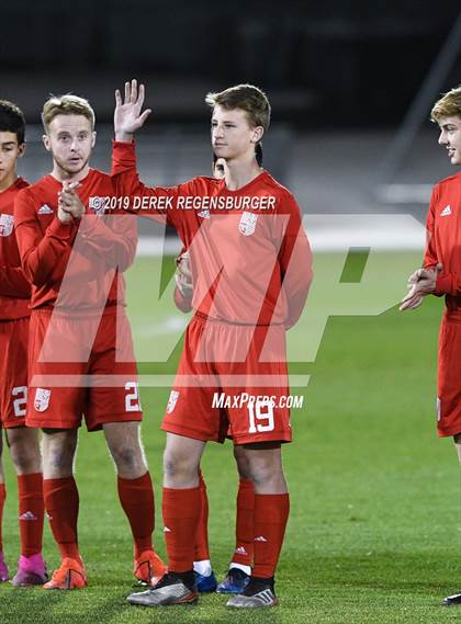 Thumbnail 2 in Regis Jesuit vs Broomfield (CHSAA 5A Final)  photogallery.