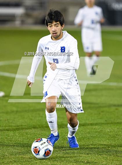 Thumbnail 3 in Regis Jesuit vs Broomfield (CHSAA 5A Final)  photogallery.