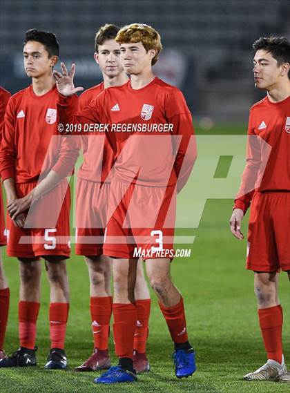 Thumbnail 1 in Regis Jesuit vs Broomfield (CHSAA 5A Final)  photogallery.