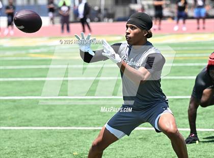 Thumbnail 1 in Inglewood vs. Mater Dei - Game 2  (LB Poly Legends 7x7) photogallery.
