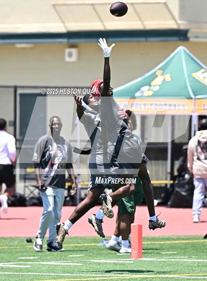 Thumbnail 2 in Inglewood vs. Mater Dei - Game 2  (LB Poly Legends 7x7) photogallery.