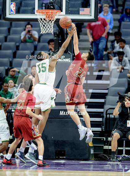 Thumbnail 1 in Esperanza vs Moreau Catholic (CIF State D2 Final) photogallery.