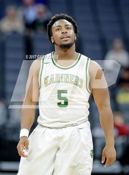 Thumbnail 2 in Esperanza vs Moreau Catholic (CIF State D2 Final) photogallery.