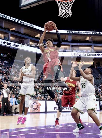 Thumbnail 3 in Esperanza vs Moreau Catholic (CIF State D2 Final) photogallery.