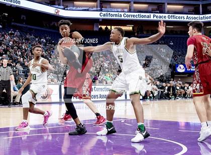 Thumbnail 1 in Esperanza vs Moreau Catholic (CIF State D2 Final) photogallery.