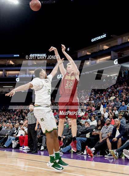 Thumbnail 3 in Esperanza vs Moreau Catholic (CIF State D2 Final) photogallery.