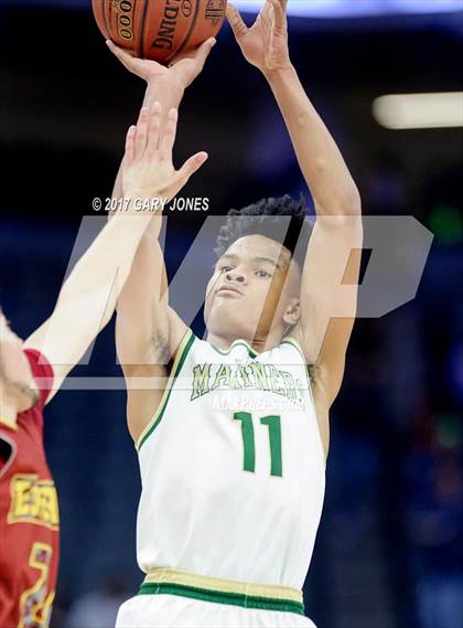 Thumbnail 2 in Esperanza vs Moreau Catholic (CIF State D2 Final) photogallery.