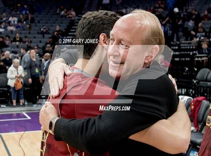 Thumbnail 3 in Esperanza vs Moreau Catholic (CIF State D2 Final) photogallery.
