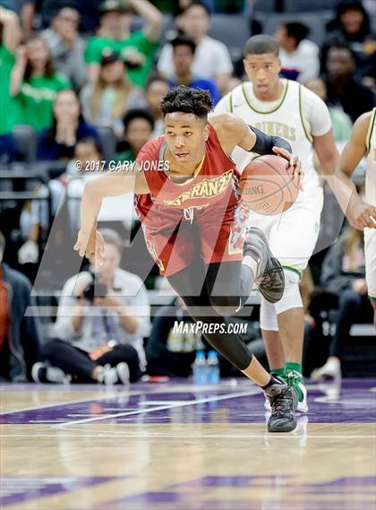 Thumbnail 1 in Esperanza vs Moreau Catholic (CIF State D2 Final) photogallery.
