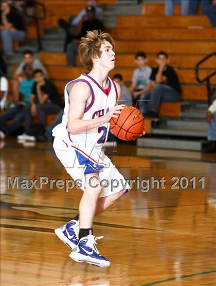 Thumbnail 1 in Second Baptist vs Westlake (McDonald's Texas Invitational) photogallery.