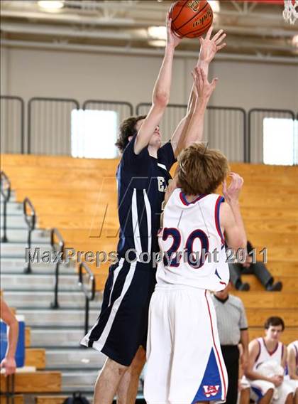 Thumbnail 1 in Second Baptist vs Westlake (McDonald's Texas Invitational) photogallery.