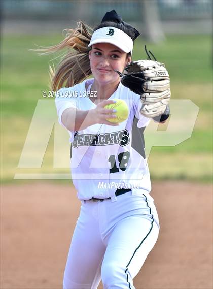 Thumbnail 3 in Glendora @ Bonita photogallery.