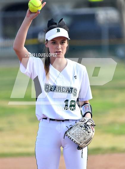 Thumbnail 3 in Glendora @ Bonita photogallery.