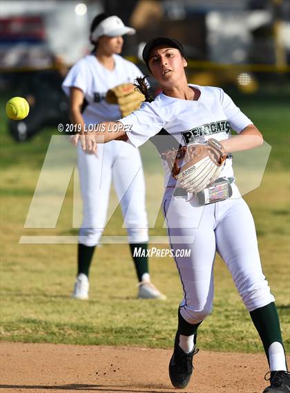 Thumbnail 3 in Glendora @ Bonita photogallery.