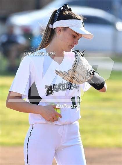 Thumbnail 3 in Glendora @ Bonita photogallery.