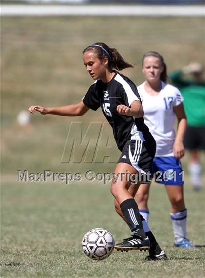 Thumbnail 3 in Cleveland vs. Greeneville (Bearden Invitational) photogallery.
