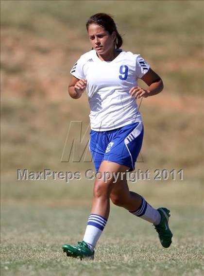 Thumbnail 1 in Cleveland vs. Greeneville (Bearden Invitational) photogallery.