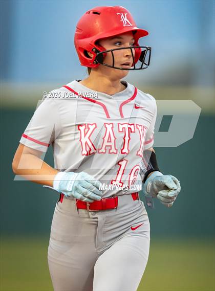 Thumbnail 2 in Katy @ Jordan photogallery.