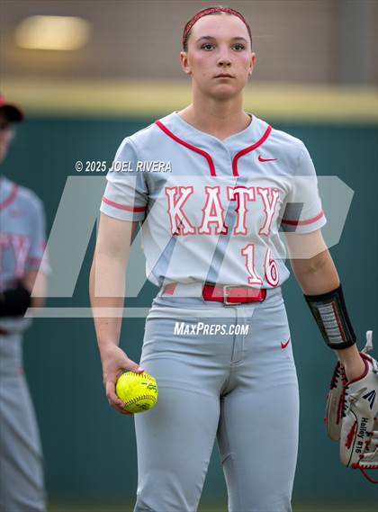 Thumbnail 3 in Katy @ Jordan photogallery.