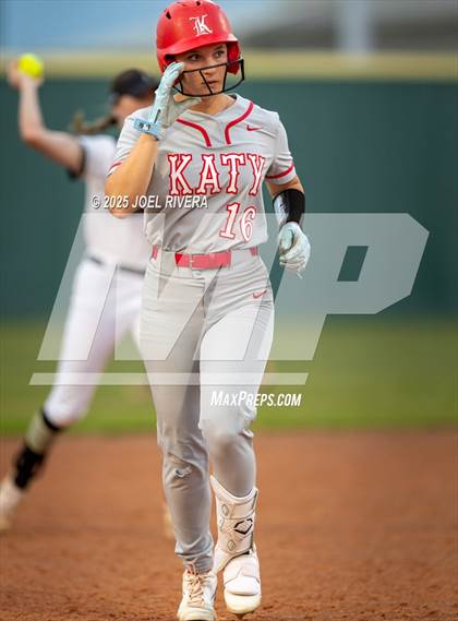 Thumbnail 1 in Katy @ Jordan photogallery.