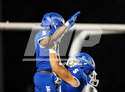 Thumbnail 1 in Liberty @ Blue Springs South (MSHSAA Class 6 District Quarterfinal) photogallery.