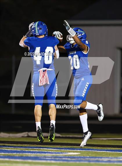 Thumbnail 3 in Liberty @ Blue Springs South (MSHSAA Class 6 District Quarterfinal) photogallery.