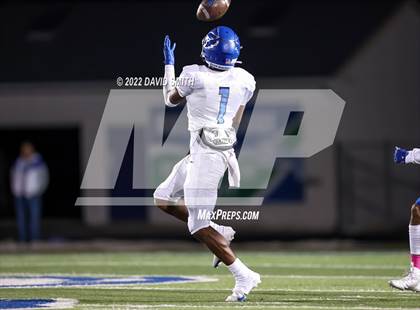 Thumbnail 3 in Liberty @ Blue Springs South (MSHSAA Class 6 District Quarterfinal) photogallery.