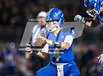 Thumbnail 1 in Liberty @ Blue Springs South (MSHSAA Class 6 District Quarterfinal) photogallery.
