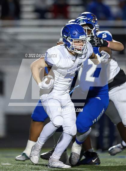 Thumbnail 1 in Liberty @ Blue Springs South (MSHSAA Class 6 District Quarterfinal) photogallery.