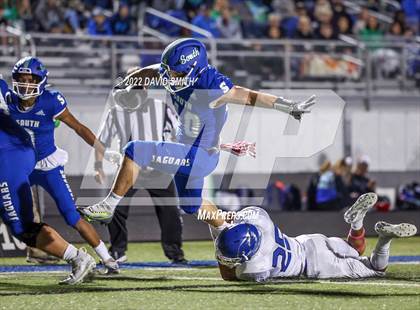 Thumbnail 1 in Liberty @ Blue Springs South (MSHSAA Class 6 District Quarterfinal) photogallery.