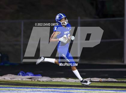 Thumbnail 2 in Liberty @ Blue Springs South (MSHSAA Class 6 District Quarterfinal) photogallery.