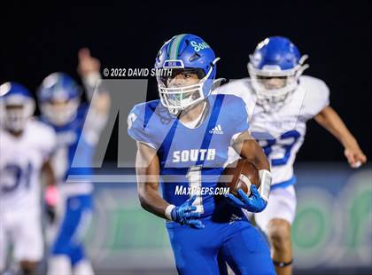 Thumbnail 3 in Liberty @ Blue Springs South (MSHSAA Class 6 District Quarterfinal) photogallery.