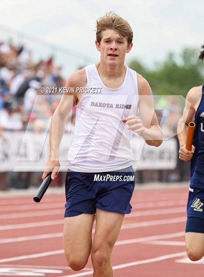 Thumbnail 1 in CHSAA Track & Field 5A Championships (Boys 800m Relay) photogallery.