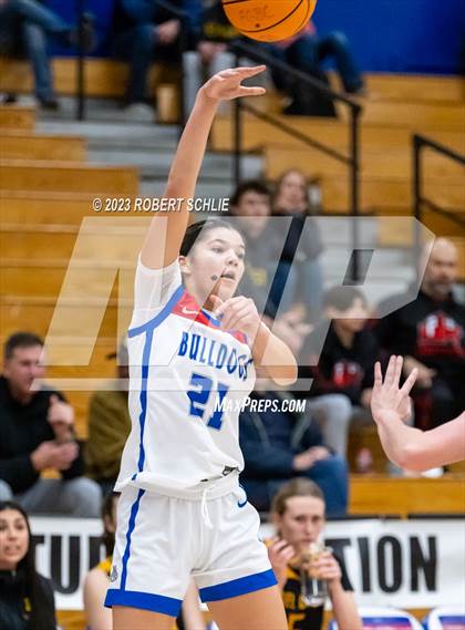 Thumbnail 1 in Del Oro @ Folsom photogallery.