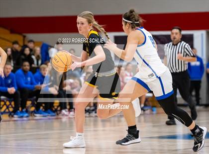 Thumbnail 2 in Del Oro @ Folsom photogallery.