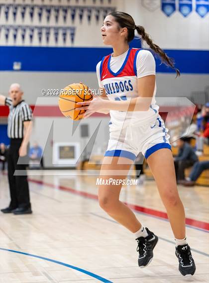 Thumbnail 1 in Del Oro @ Folsom photogallery.