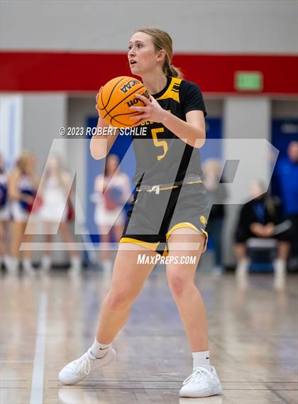 Thumbnail 1 in Del Oro @ Folsom photogallery.