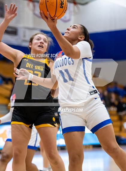 Thumbnail 2 in Del Oro @ Folsom photogallery.