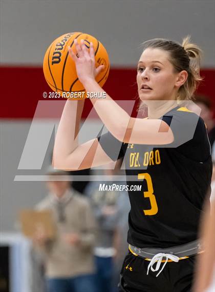 Thumbnail 1 in Del Oro @ Folsom photogallery.
