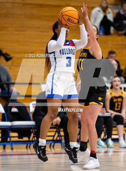 Thumbnail 2 in Del Oro @ Folsom photogallery.