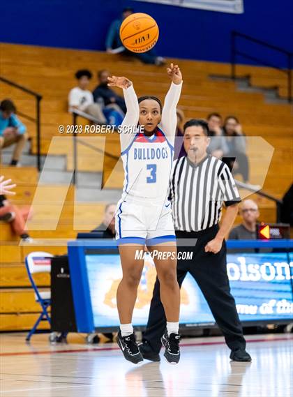 Thumbnail 1 in Del Oro @ Folsom photogallery.