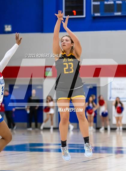 Thumbnail 2 in Del Oro @ Folsom photogallery.