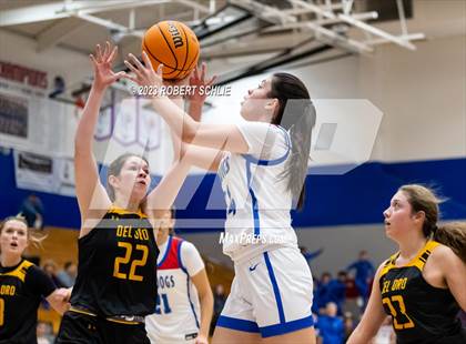 Thumbnail 1 in Del Oro @ Folsom photogallery.