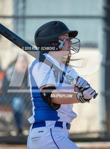 Thumbnail 3 in Ramona @ Mission Hills photogallery.