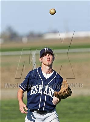 Thumbnail 3 in Esparto vs. Vacaville Christian photogallery.