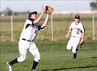 Thumbnail 3 in Esparto vs. Vacaville Christian photogallery.