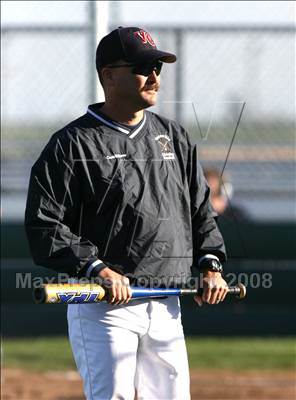 Thumbnail 2 in Esparto vs. Vacaville Christian photogallery.